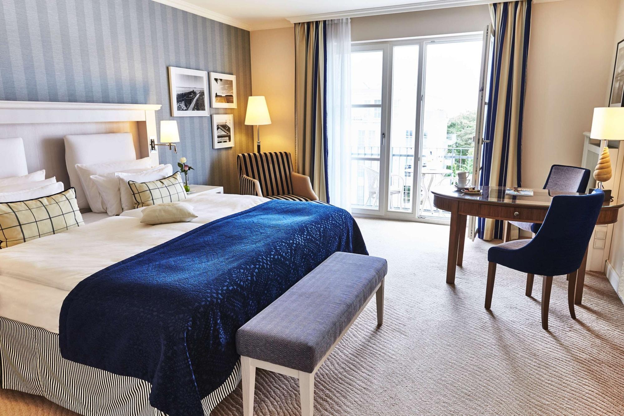 シュタイゲンベルガー グランドホテル&スパ ヘリングスドルフ ゼーバート・ヘリングスドルフ エクステリア 写真 A room at the hotel