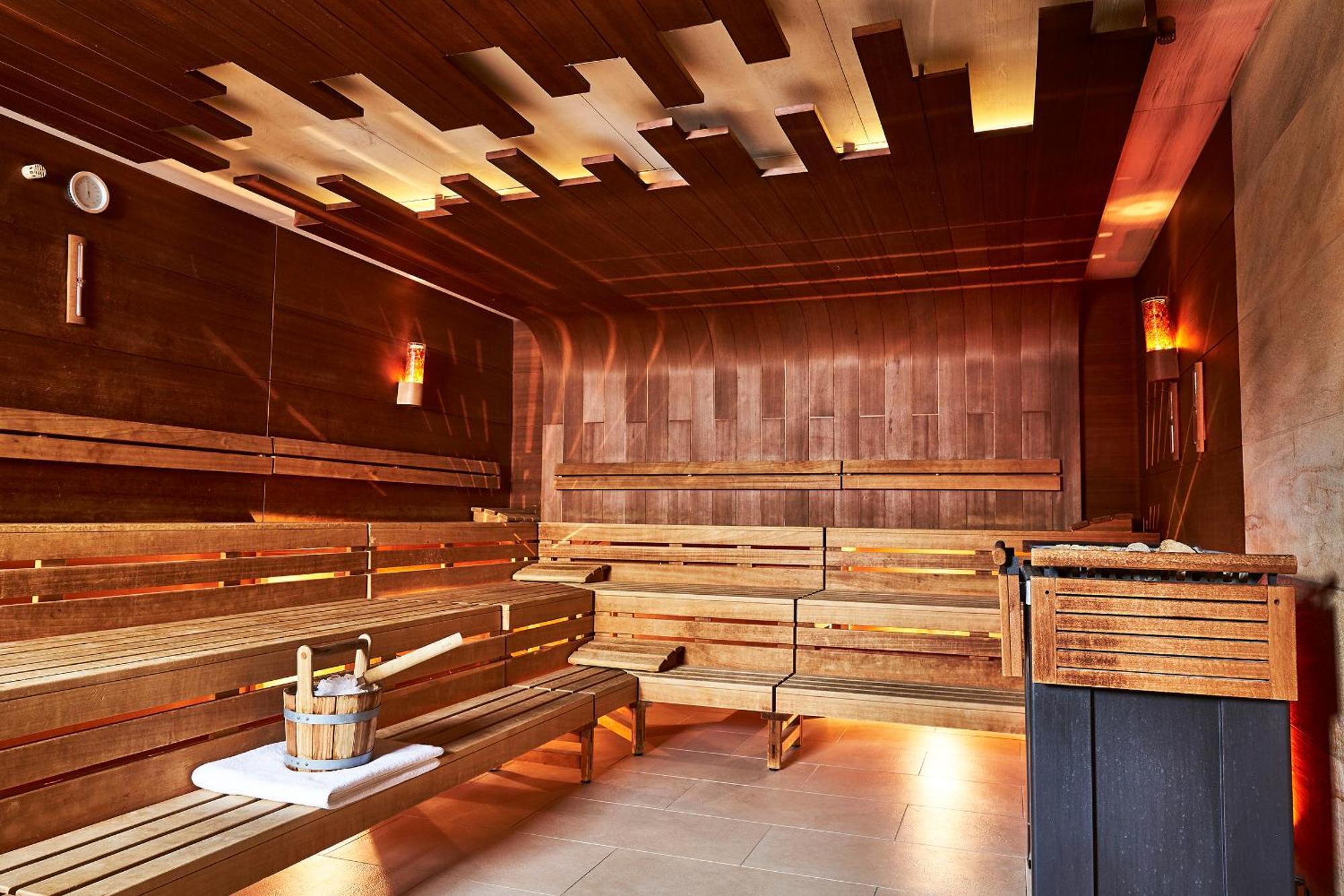 シュタイゲンベルガー グランドホテル&スパ ヘリングスドルフ ゼーバート・ヘリングスドルフ エクステリア 写真 A Finnish sauna