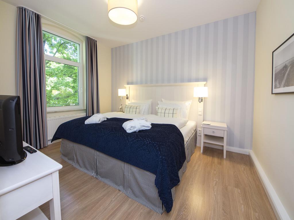 シュタイゲンベルガー グランドホテル&スパ ヘリングスドルフ ゼーバート・ヘリングスドルフ エクステリア 写真 A room at the hotel