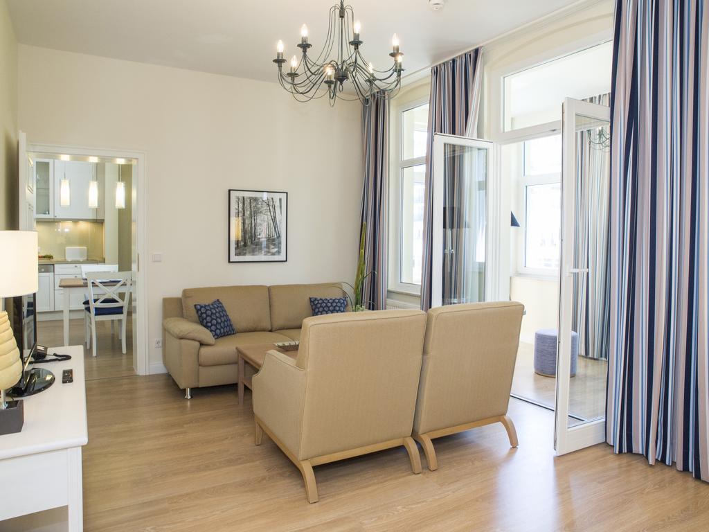 シュタイゲンベルガー グランドホテル&スパ ヘリングスドルフ ゼーバート・ヘリングスドルフ エクステリア 写真 A living room